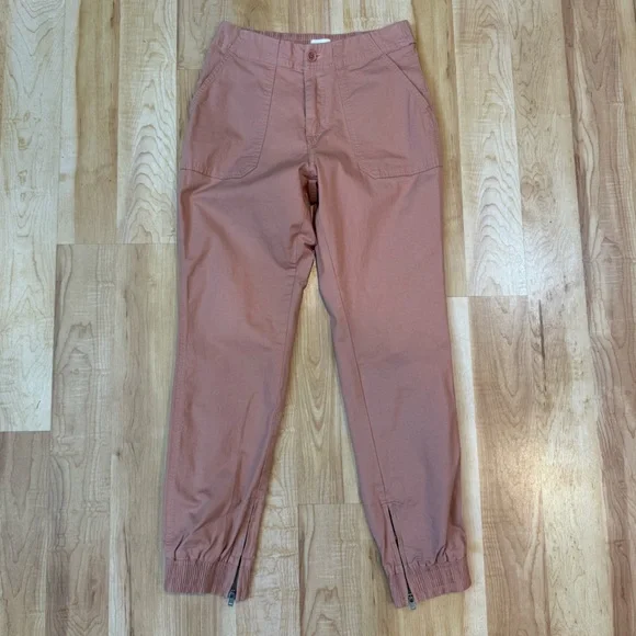 ⭐️closet closing 10/15⭐️Pact Woven Twill Utility Joggers - Picture 2 of 15